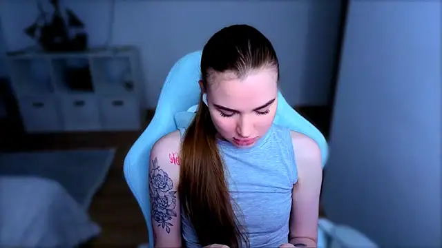 StellaLawless online show from December 21, 10:39 am