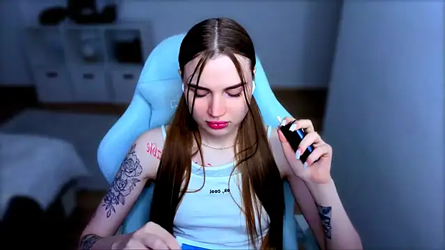 Snapshot of StellaLawless chatting on November 11, 9:53 pm StellaLawless online show from November 11, 9:53 pm