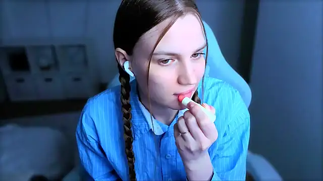 StellaLawless online show from March 28, 7:37 pm