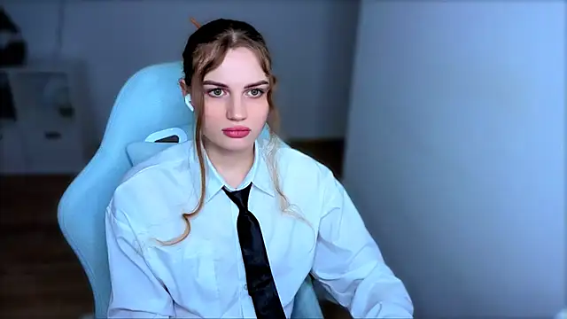 StellaLawless online show from February 2, 8:41 pm