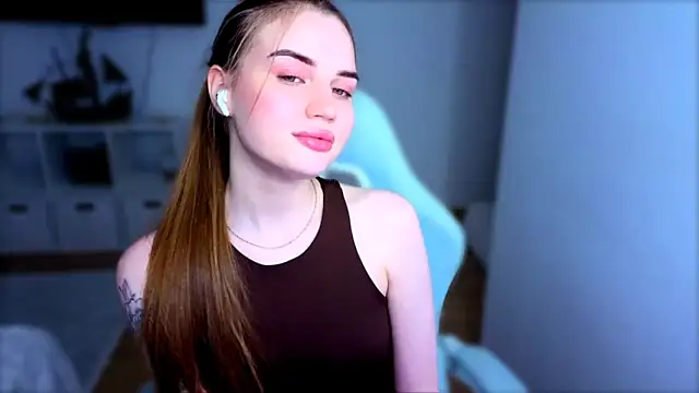 StellaLawless online show from December 20, 7:50 pm