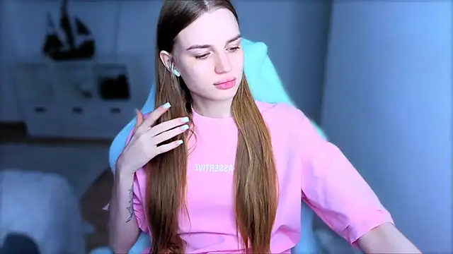 StellaLawless online show from October 18, 1:57 pm
