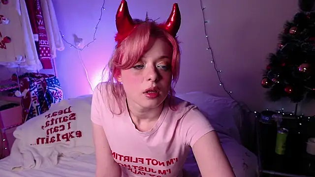 KatieMelone online show from December 20, 3:09 am