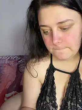 Snapshot of Vikkancs_X chatting on March 5, 4:24 pm Vikkancs X online show from March 5, 4:24 pm