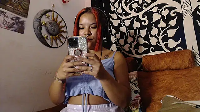 Snapshot of Kimber_666 chatting on February 27, 10:42 pm Kimber 666 online show from February 27, 10:42 pm