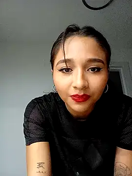 GLIANGELI online show from February 16, 11:50 pm