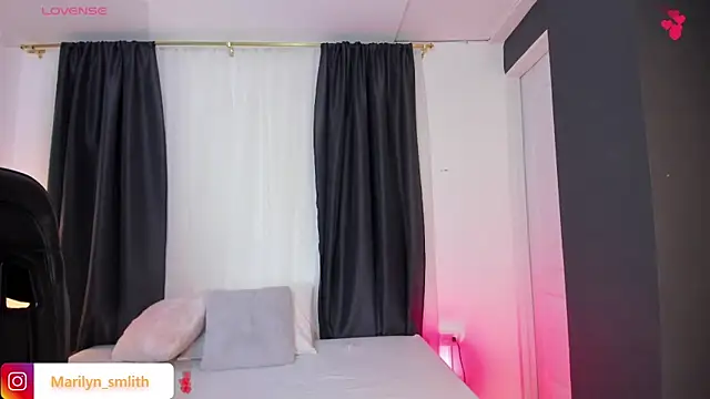 MarilynSmIith online show from September 9, 12:14 pm