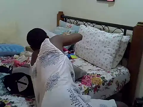 Sweet Bear online show from February 8, 6:49 pm