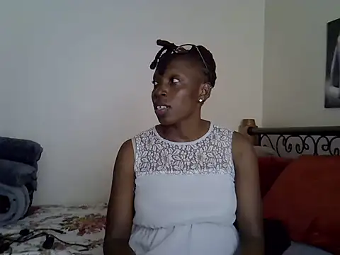 Snapshot of Sweet_Bear chatting on March 18, 5:12 pm Sweet Bear online show from March 18, 5:12 pm