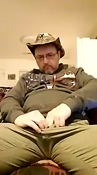 ILive2plezz online show from March 11, 6:08 am