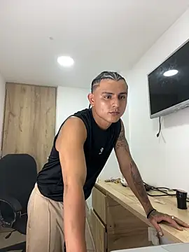 bob petterson online show from September 18, 3:42 am