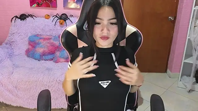 keity moon online show from October 25, 2:28 pm