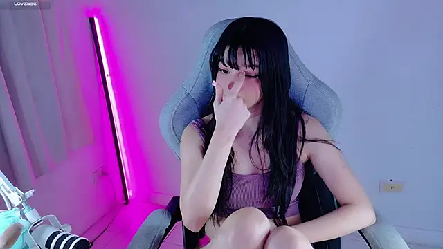 stephybrown online show from March 25, 11:47 pm