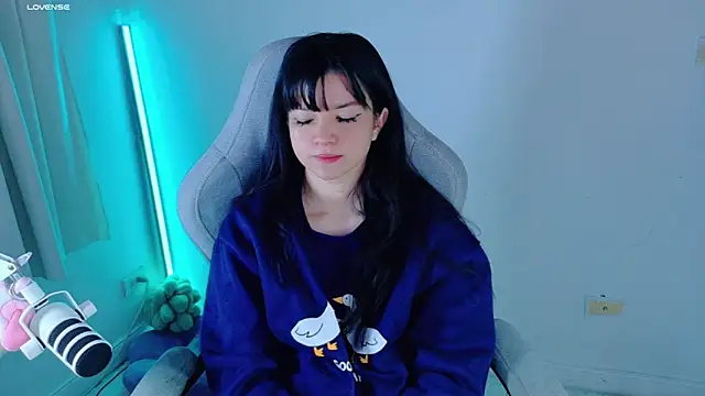 stephybrown online show from February 6, 11:45 pm