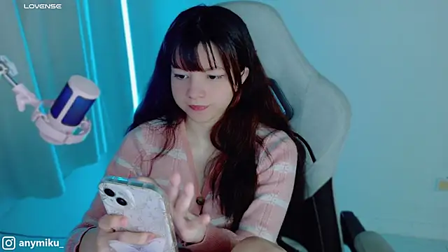stephybrown online show from January 10, 12:49 am
