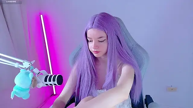 stephybrown online show from March 16, 8:44 pm