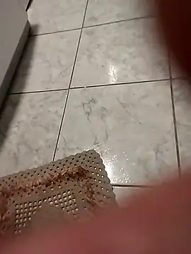 danielsafado222 online show from December 16, 3:33 am