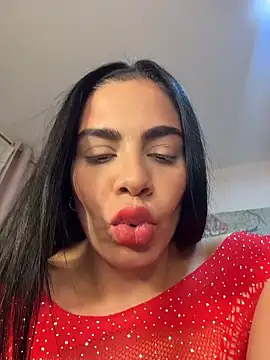 valecruz903 online show from February 15, 12:00 am