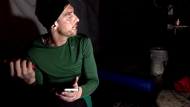 TheOnlyTwinTowers online show from December 11, 9:19 am