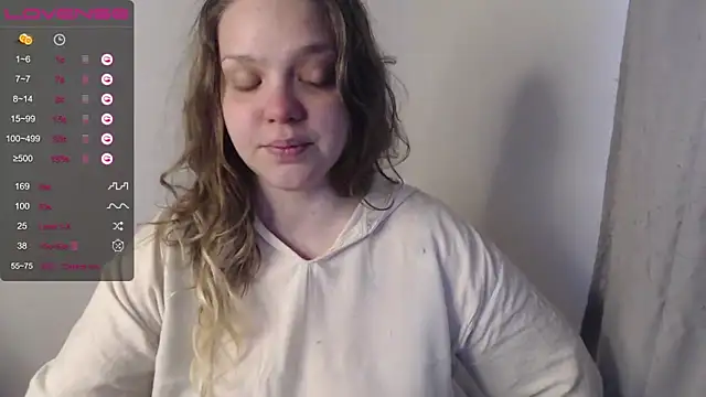 Snapshot of darling_tony chatting on September 20, 2:33 pm darling tony online show from September 20, 2:33 pm