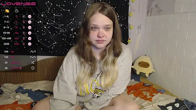 Snapshot of darling_tony chatting on October 14, 4:40 pm darling tony online show from October 14, 4:40 pm