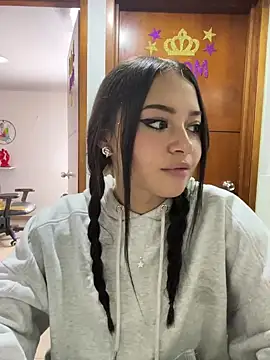 abbymnd online show from March 7, 9:27 pm