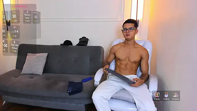 Snapshot of Paradise_boy_s chatting on November 28, 4:18 pm Paradise boy s online show from November 28, 4:18 pm