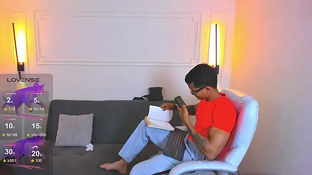 Paradise boy s online show from March 11, 5:51 pm