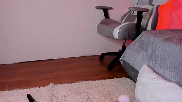 Snapshot of dayana_harlow2 chatting on February 11, 4:02 pm dayana harlow2 online show from February 11, 4:02 pm
