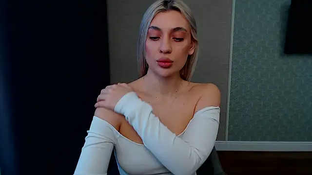 hot-sasha9 online show from February 16, 7:07 am