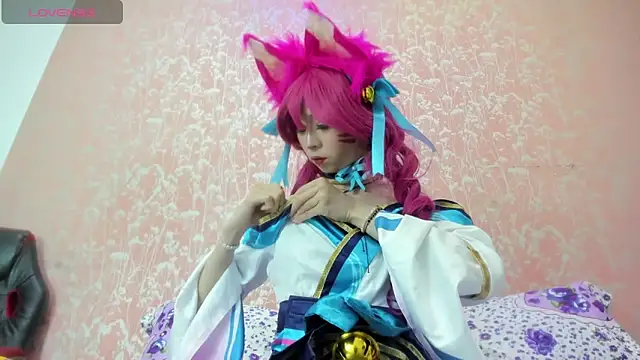 NEZUKO MITSURI online show from September 25, 6:58 pm