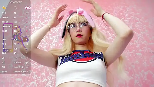 NEZUKO MITSURI online show from April 16, 4:30 pm