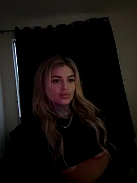 bbholli online show from October 19, 8:28 am