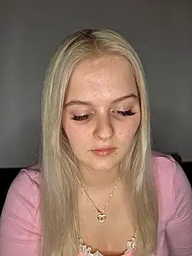 Allylove03 online show from March 1, 11:05 pm