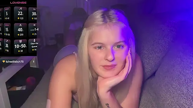 Allylove03 online show from December 19, 4:38 am