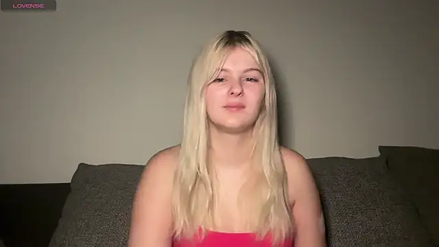 Snapshot of Allylove03 chatting on October 7, 6:03 am Allylove03 online show from October 7, 6:03 am