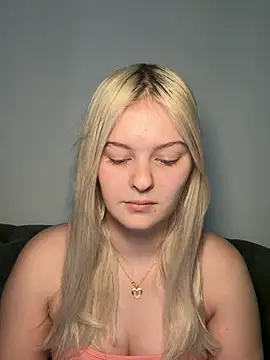 Allylove03 online show from April 6, 4:19 am