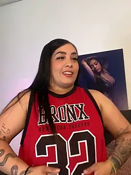 Snapshot of Sheeryl__ chatting on October 9, 6:19 pm Sheeryl online show from October 9, 6:19 pm