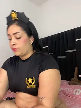 Snapshot of Sheeryl__ chatting on October 31, 6:15 pm Sheeryl online show from October 31, 6:15 pm