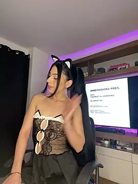 Julieta-sett online show from March 16, 11:48 pm
