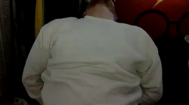 Pelirrojo1234 online show from February 3, 6:49 pm