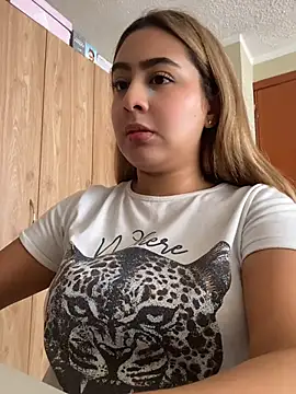 Snapshot of Miabonnett_ chatting on July 1, 3:12 pm Miabonnett online show from July 1, 3:12 pm