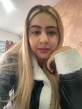 Miabonnett  online show from October 30, 12:14 pm