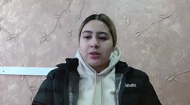 Miabonnett  online show from March 5, 12:11 pm