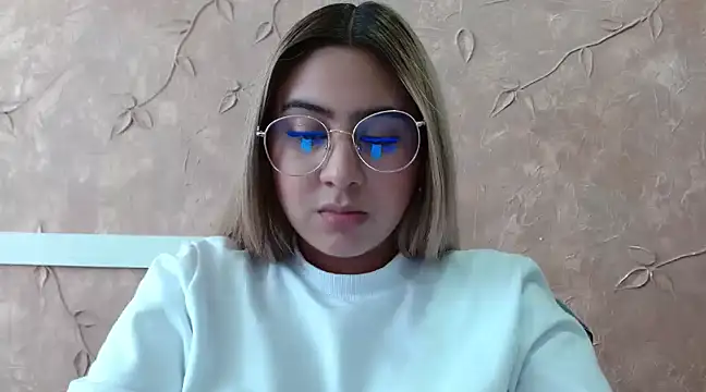 Miabonnett  online show from February 25, 3:09 pm