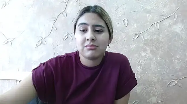 Miabonnett  online show from February 28, 6:20 pm
