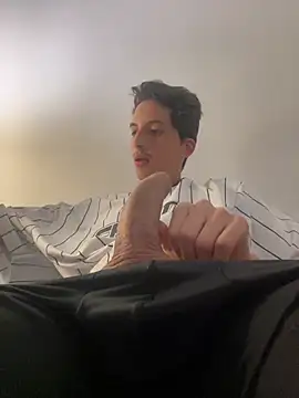 CamiloXx04 online show from January 16, 3:02 am