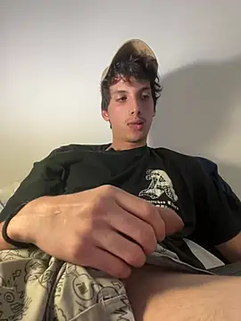 CamiloXx04 online show from March 13, 2:27 am