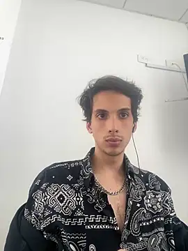 CamiloXx04 online show from February 20, 7:38 pm