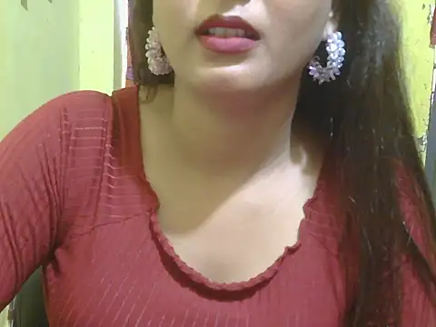 Snapshot of Model-Tanya chatting on February 11, 8:58 am Model-Tanya online show from February 11, 8:58 am